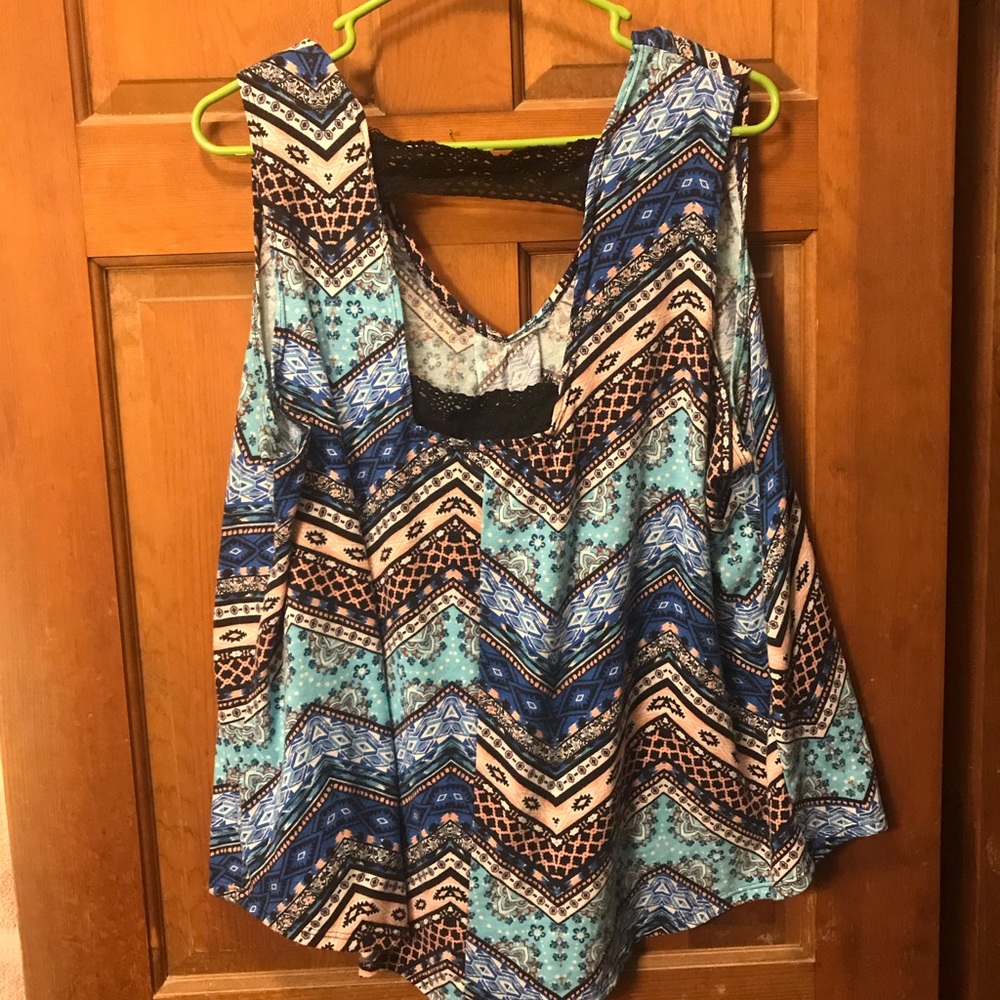 Flowy tank - Picture 3 of 5